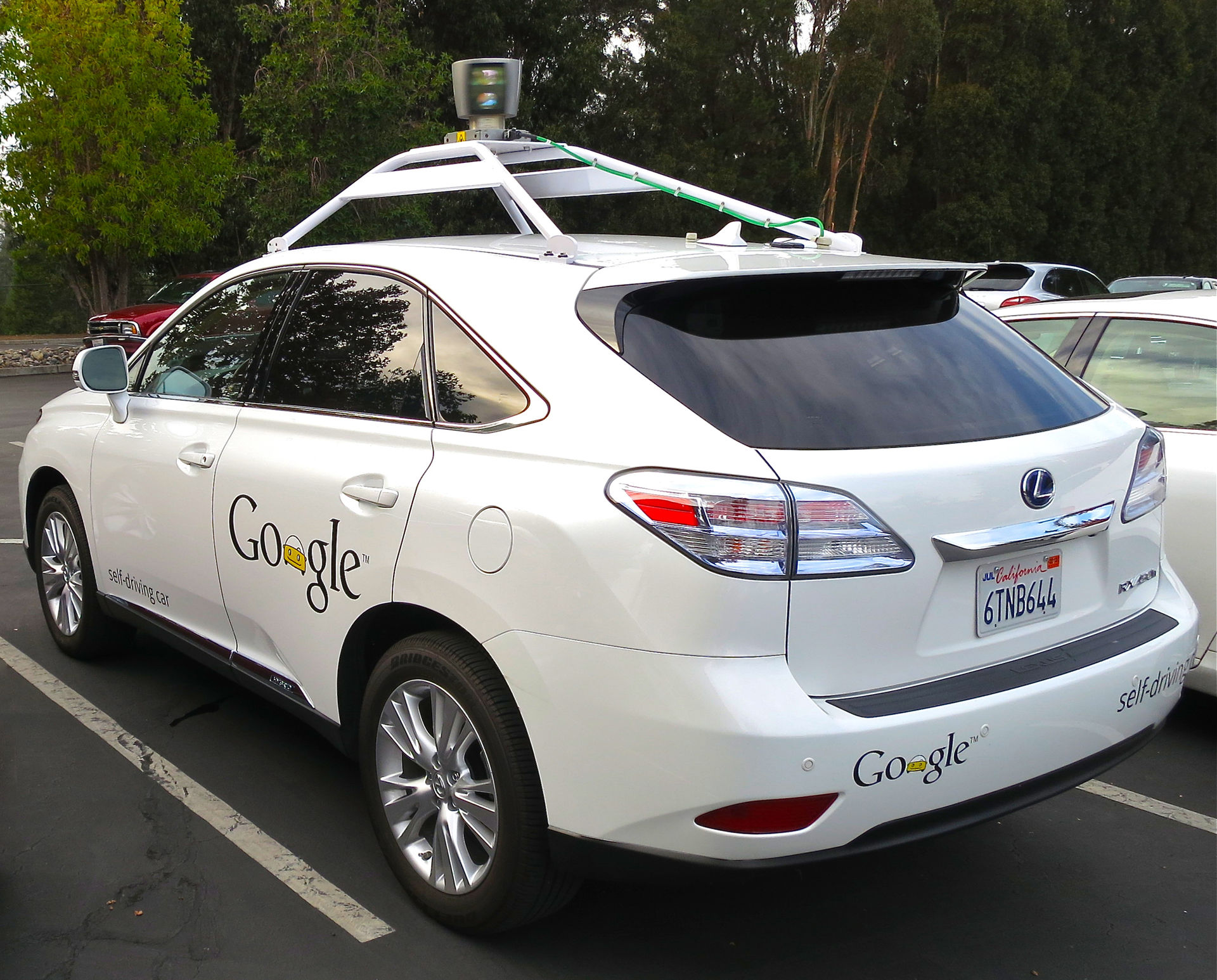 Googles_Lexus_RX_450h_Self-Driving_Car